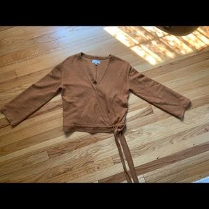 Madewell texture and thread rust long sleeve top.